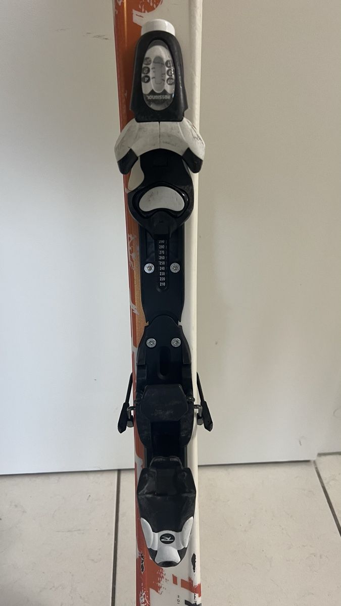 Sci: Ski 130cm Rossignol – Difettoso da Sisseln venduto da nt.geschenkshop 1