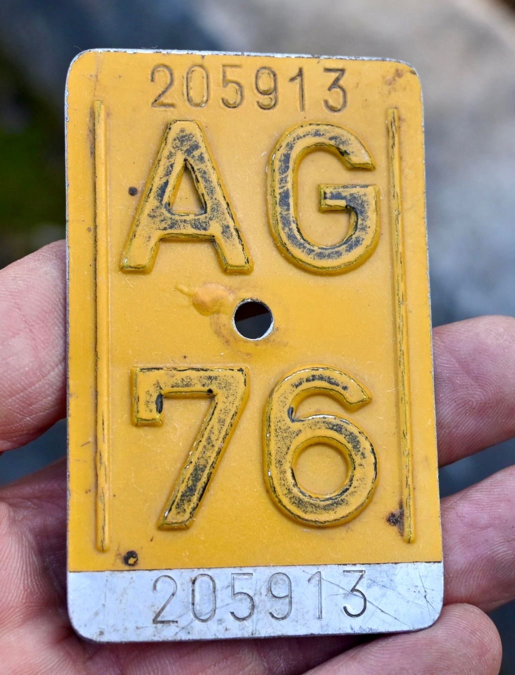 Insegne: Mofanummer AG 76 von 1976 - AARGAU – Usato da Pfaffhausen venduto da mono_rec 1