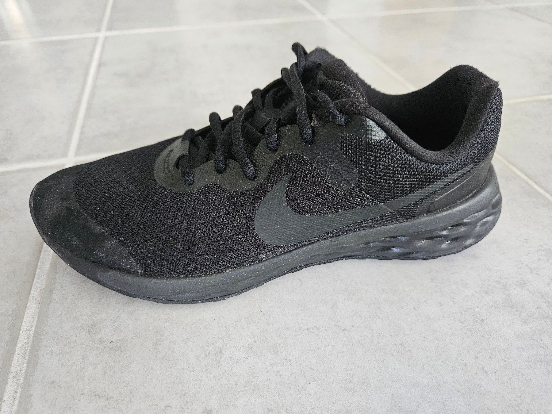 Nike Herrenschuhe: Nike Revolution 6 Grösse 38 – Gebraucht aus Bichwil von The_freshman 4