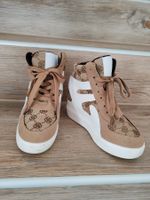 neuwertige High-Sneakers