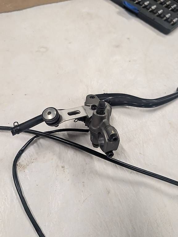 Ducati Tutti i ricambio per moto: Ducati Panigale 1299 S Original Bremsanlage – Usato da Herzogenbuchsee venduto da Jjburgermeister 1