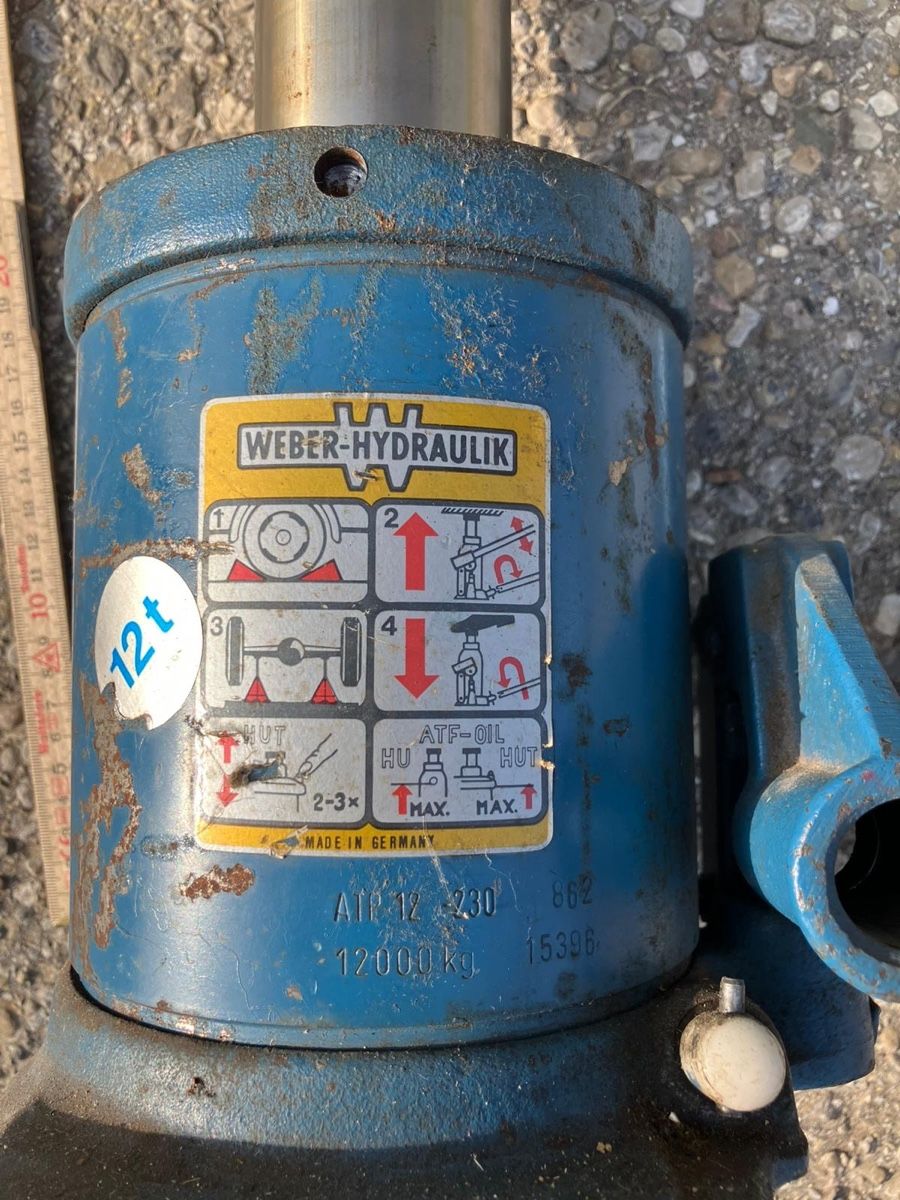 Tutti gli attrezzi: Stempelheber mit Hydraulik 12 t – Usato da Waldstatt venduto da Cremschnitte 4
