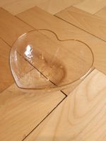 Glasschüssel herzförmig mit Goldrand