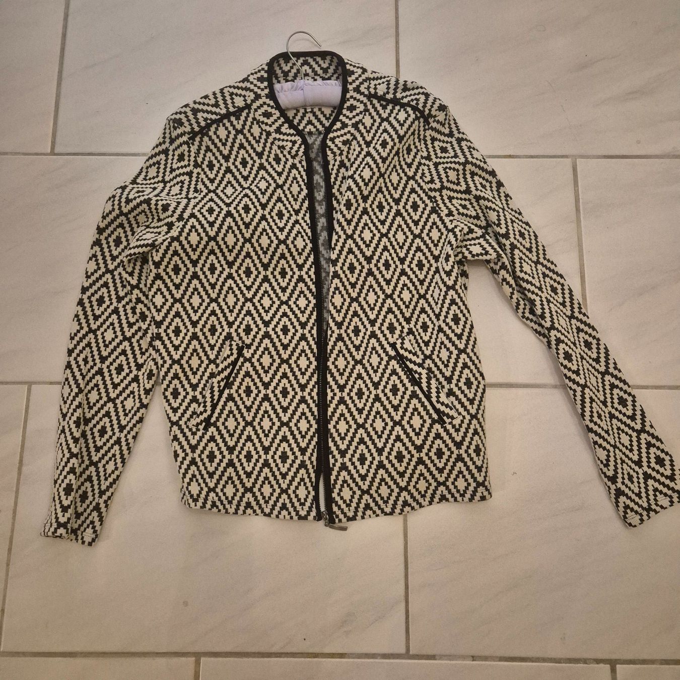Giacche: Damenjacke G.W. designed with love – Usato da Arni AG venduto da kurtrmeier