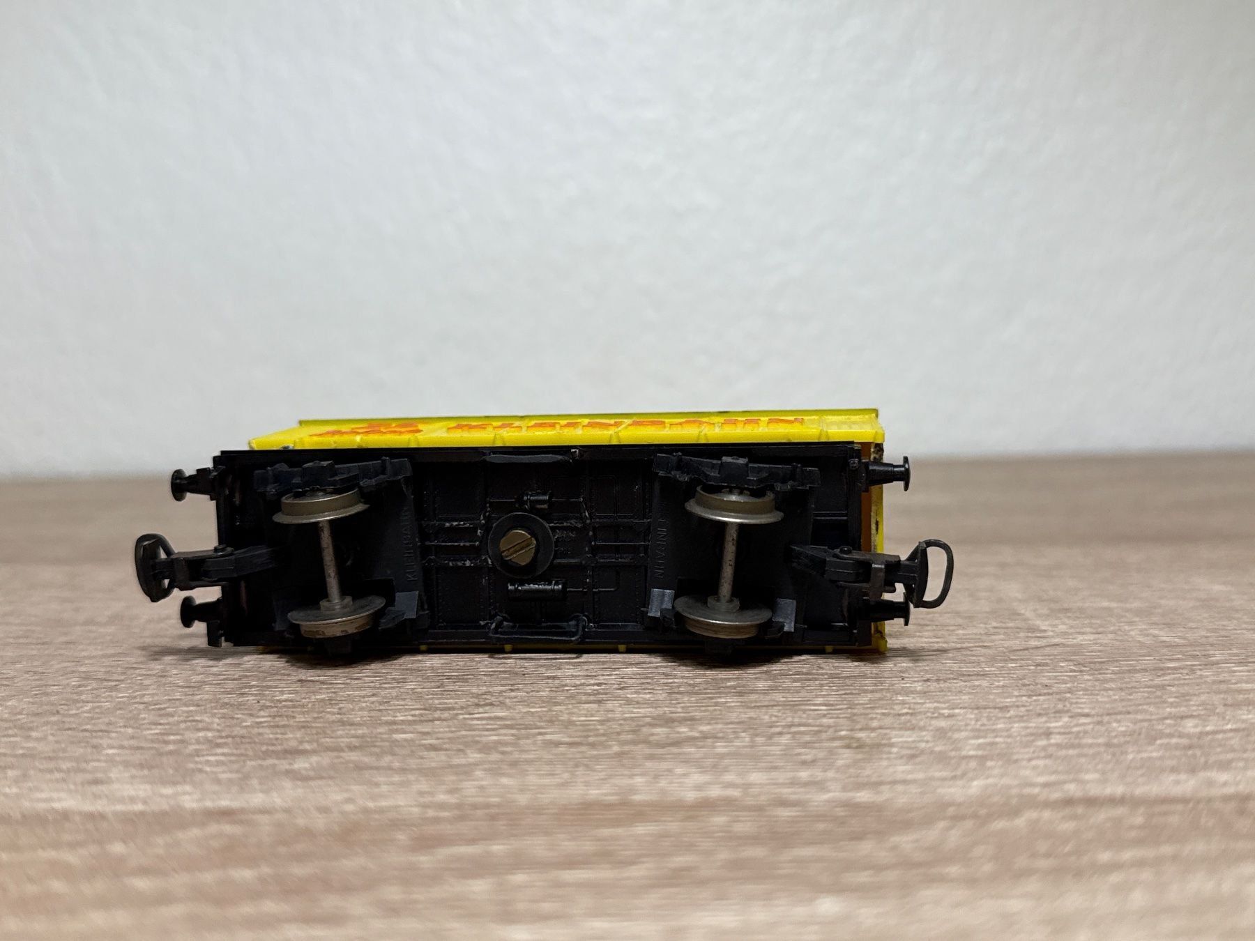 Kleinbahn Modellini di ferrovie: Kleinbahn Güterwagen H0 (29) – Usato da St-Aubin-Sauges venduto da Lo_Go 4