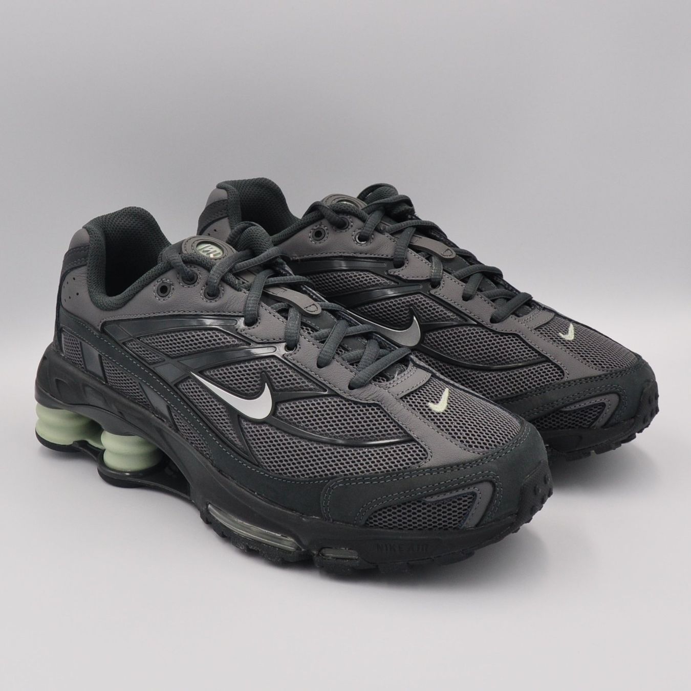Nike Scarpe da uomo: Nike Shox Ride 2 42 – Nuovo e nell'imballaggio originale da Bern venduto da SneakerheavenLT