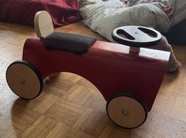 Kinder Rutschauto Holz rot mit Lenkrad guter Zustand