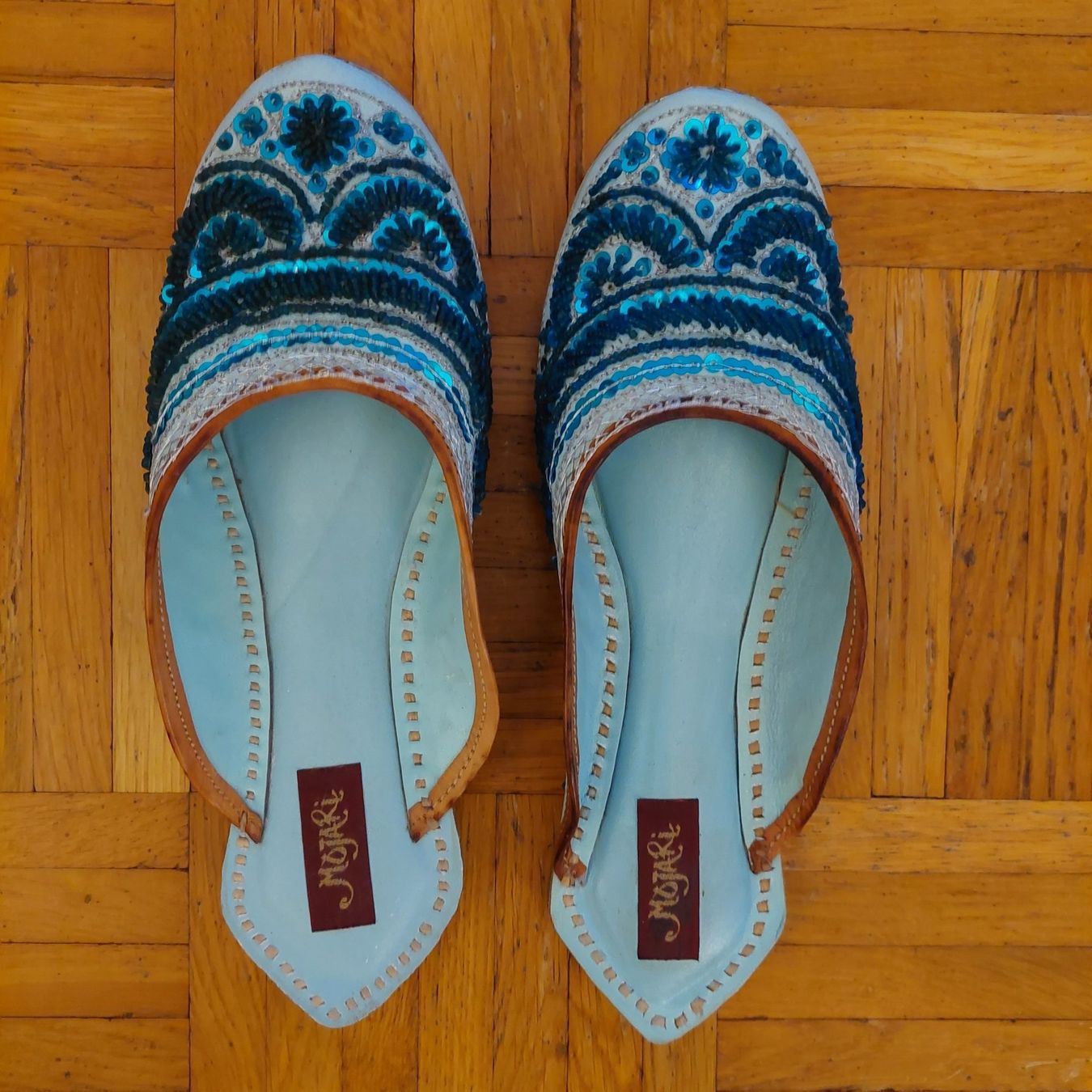 Scarpe da donna: Mojari mit Perlen und Pailletten Gr.39 – Nuovo (secondo la descrizione) da Fehraltorf venduto da Dasgrosseblaue