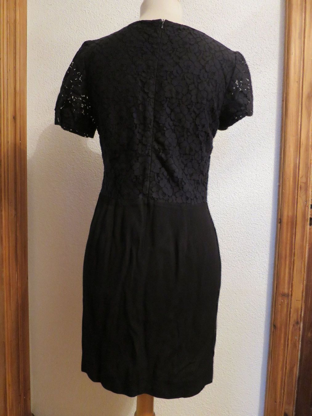 Vestiti: Schwarzes Kleid Gr. S – Usato da Siebnen venduto da greenpingu 4