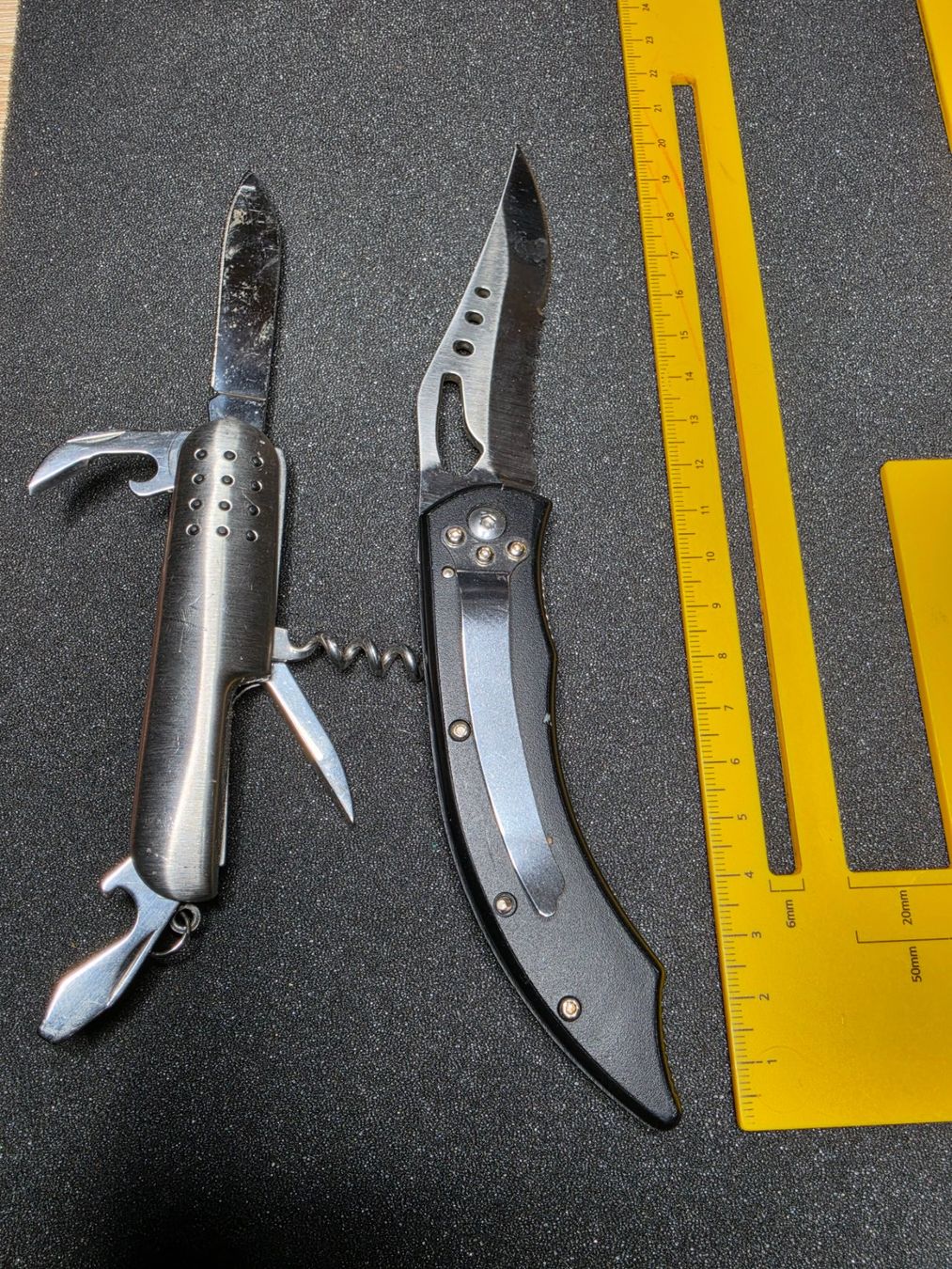 Coltelli tascabile: 2 Taschenmesser im Set – CONRAD Multitool & Klappmesser mit – Usato da BÜLACH venduto da TimeDeals_Pavelka 1