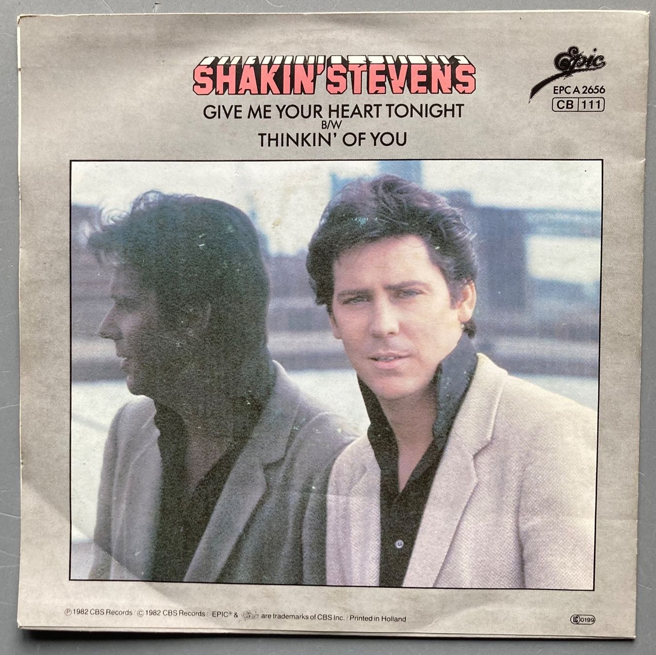 Schallplatten: SHAKIN' STEVENS - GIVE ME YOUR HEART TONIGHT – Gebraucht aus Poliez-Pittet von Newtown-Records 1