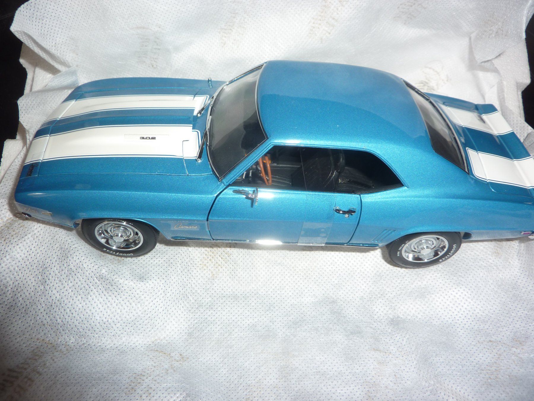 Chevrolet Modellautos: CAMARO 1969 Z/28 – Neu und originalverpackt aus Balsthal von bouteliee 3