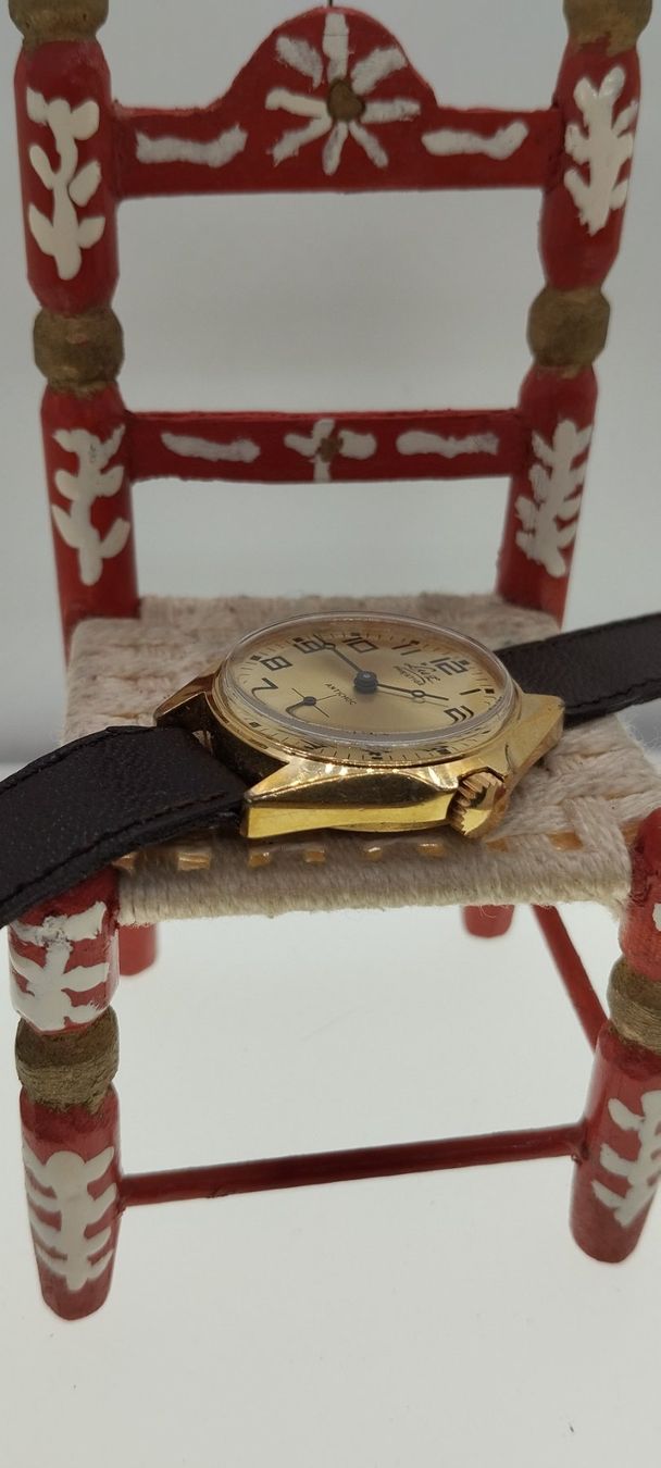 Orologi: Montre vintage luz – Usato da La Chaux-de-Fonds venduto da jac_9llg 4