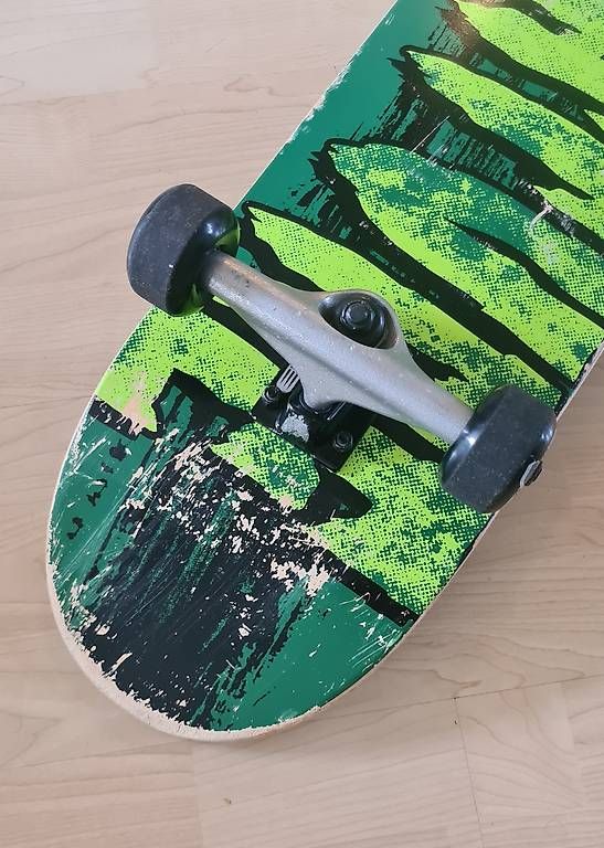 Skateboards: Skateboard Cruiser "Creature" – Gebraucht aus Bern von Amasit 2
