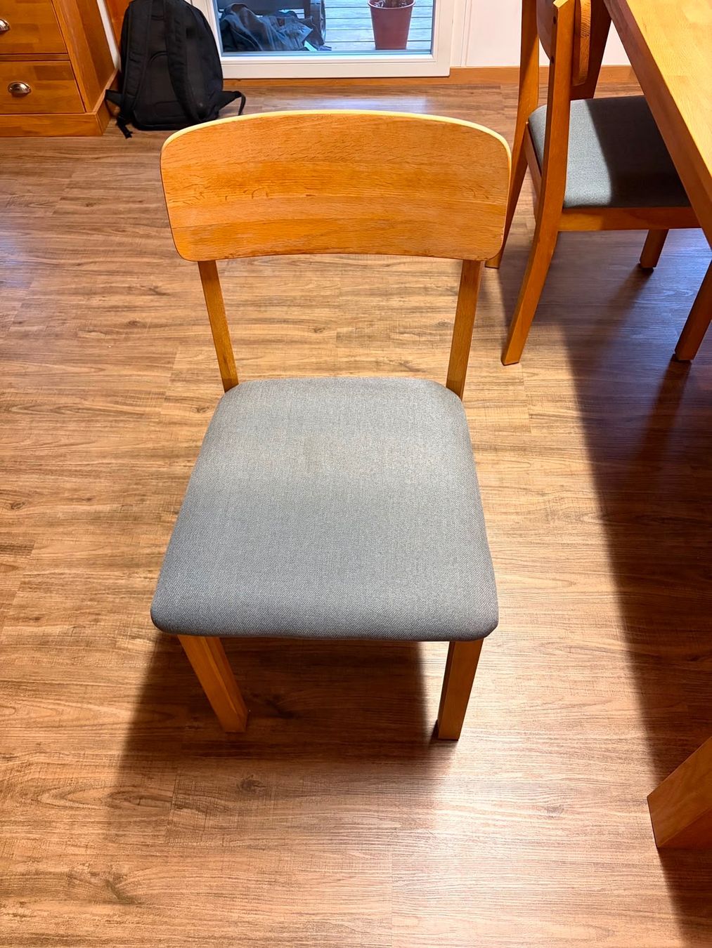 Tavoli: Esstisch und 4 Stühle – Usato da Oey venduto da sch_2mvy 1