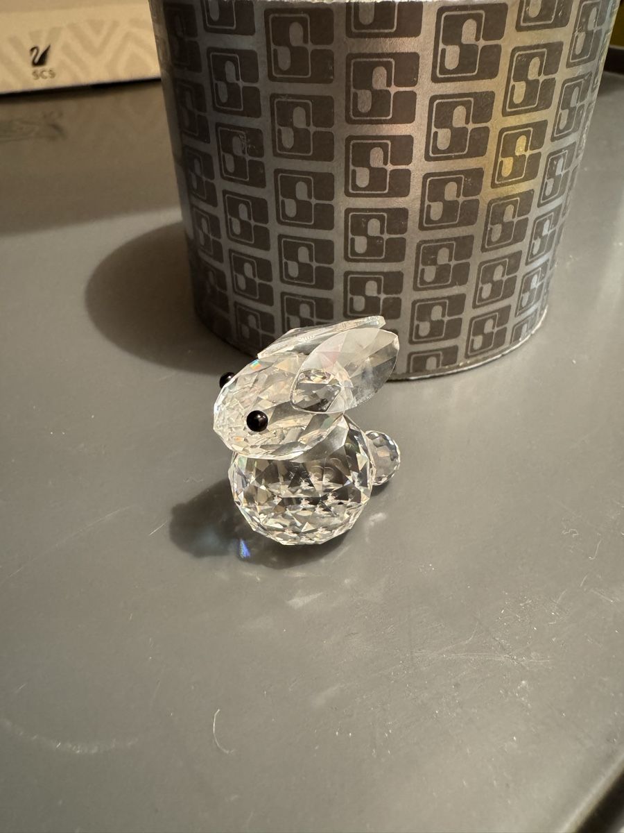 Swarovski Statuette: Swarovski - Hase mini sitzend – Usato da Zürich venduto da Manuel.Huber