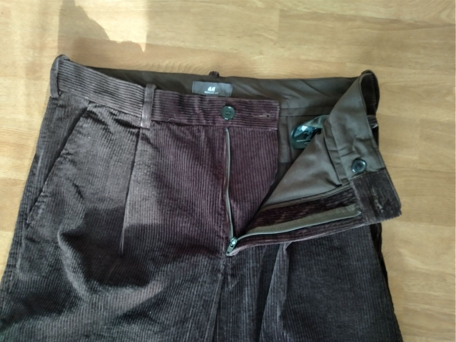 H&M Pantaloni: H&M Manchester 31/32 – Nuovo e nell'imballaggio originale da Zug venduto da guggi717 5