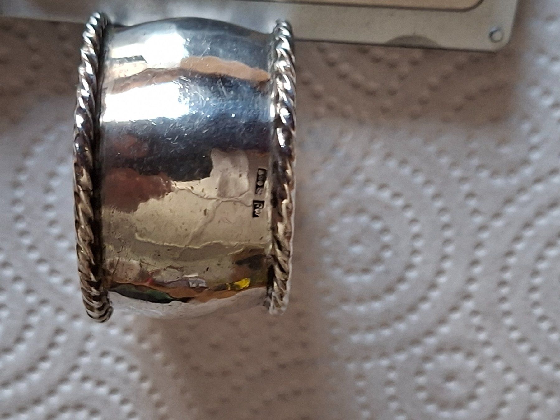 Altro in Decorazioni & Accessori: Serviettenring 800 Sielber Antik? – Usato da Schüpfheim venduto da Mike.D 1