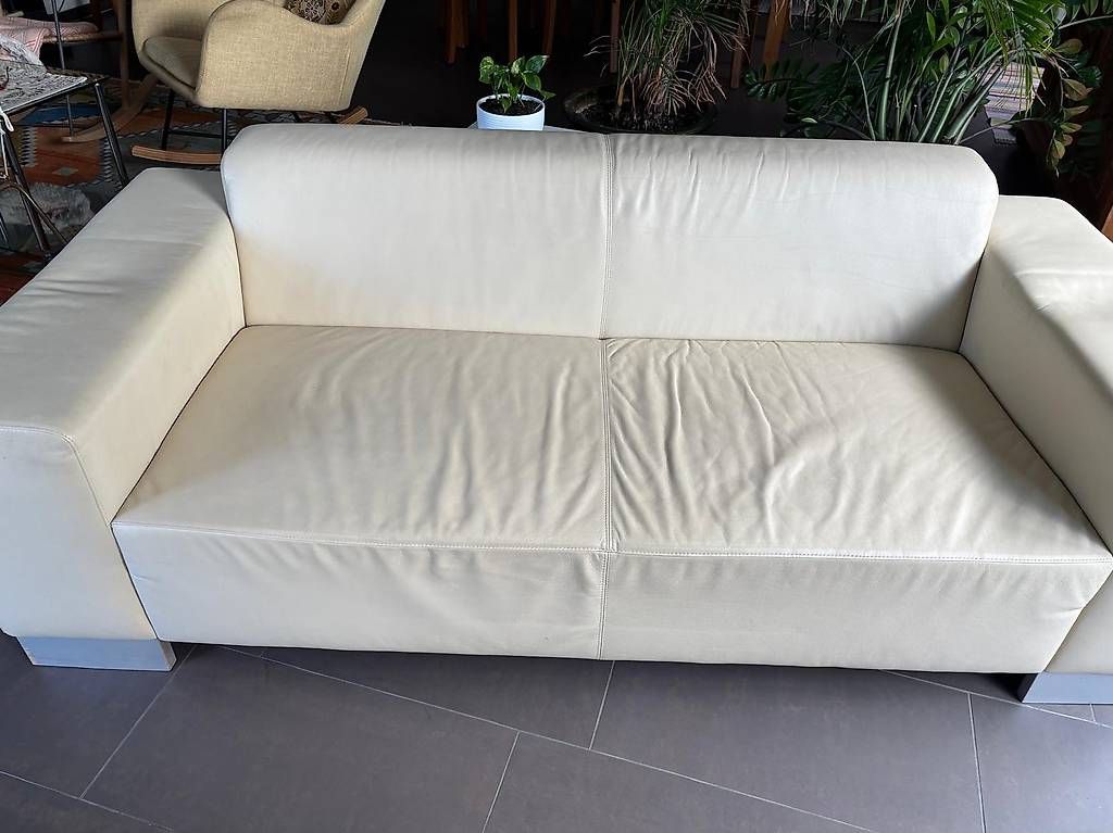 Divani: Canapé en cuir véritable – Usato da Cheyres venduto da Joran25 2