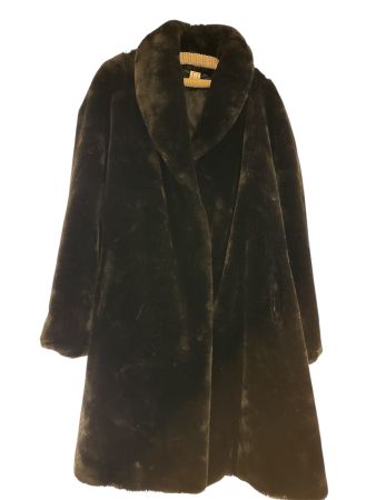 Eleganter Kunstfell-Mantel schwarz – Gr. 42 – Made in GB