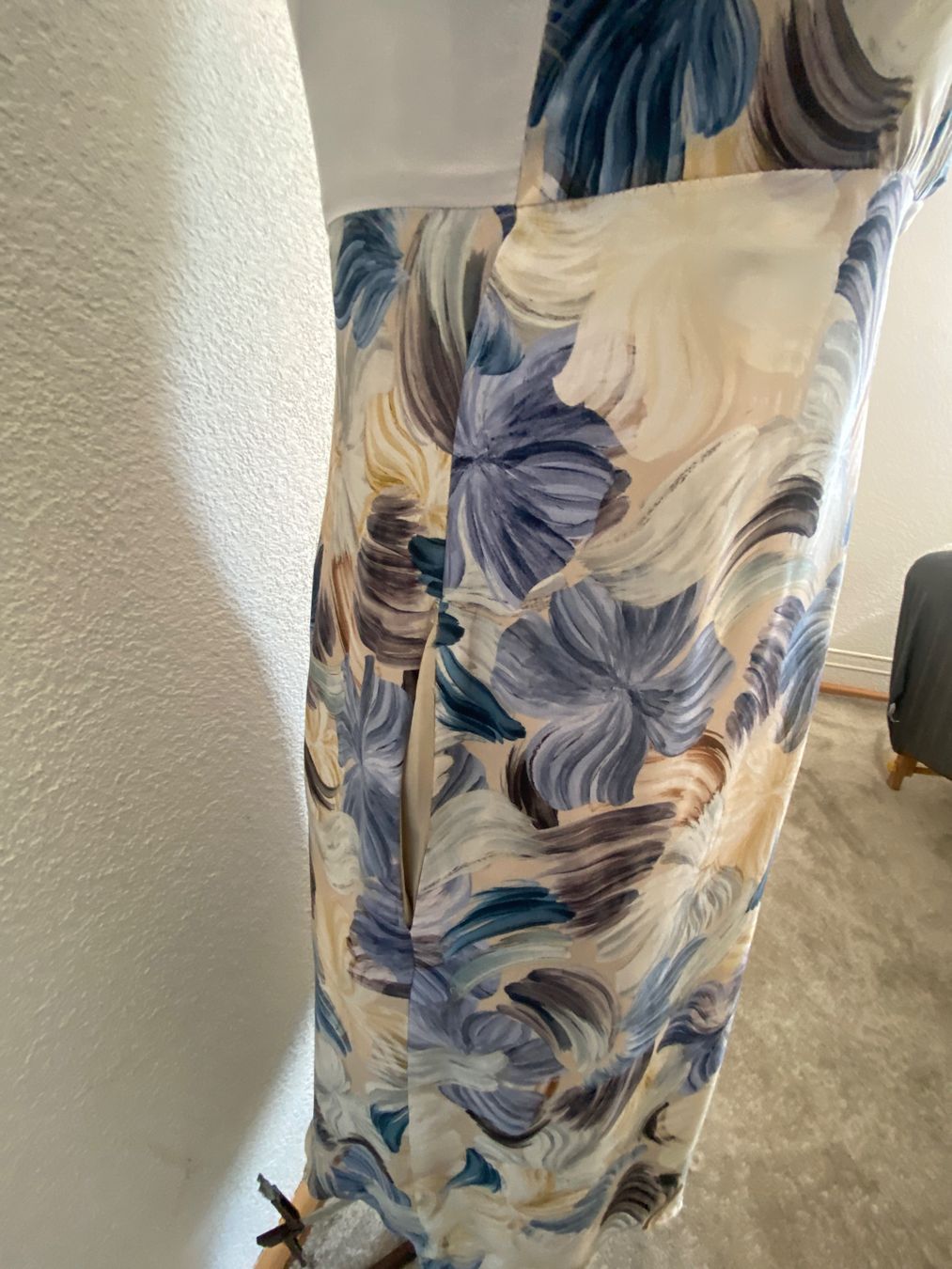 Vestiti: Seide Kleid 36-38 neu – Nuovo (secondo la descrizione) da Liestal venduto da Goldart 3