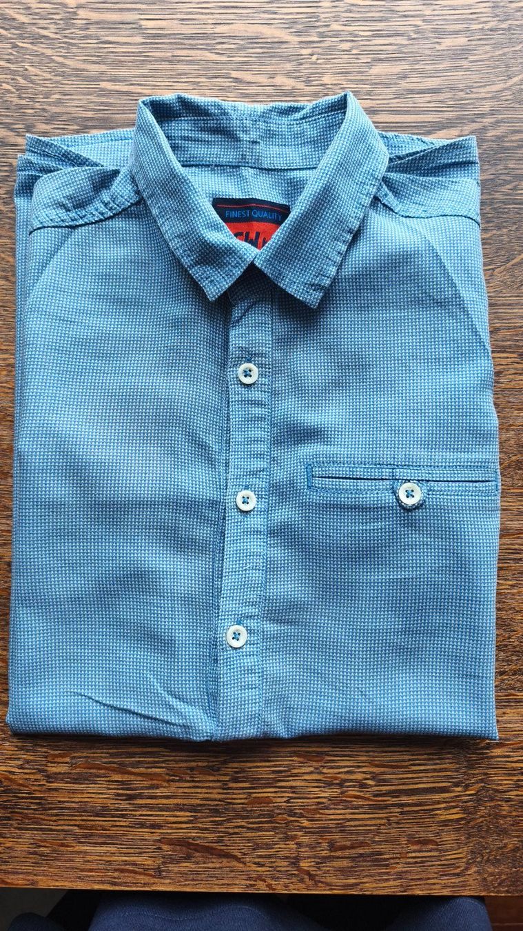 Camicie, T-shirt & Polo: Jungenhemd – Usato da Steinhausen venduto da parashkevoff 2