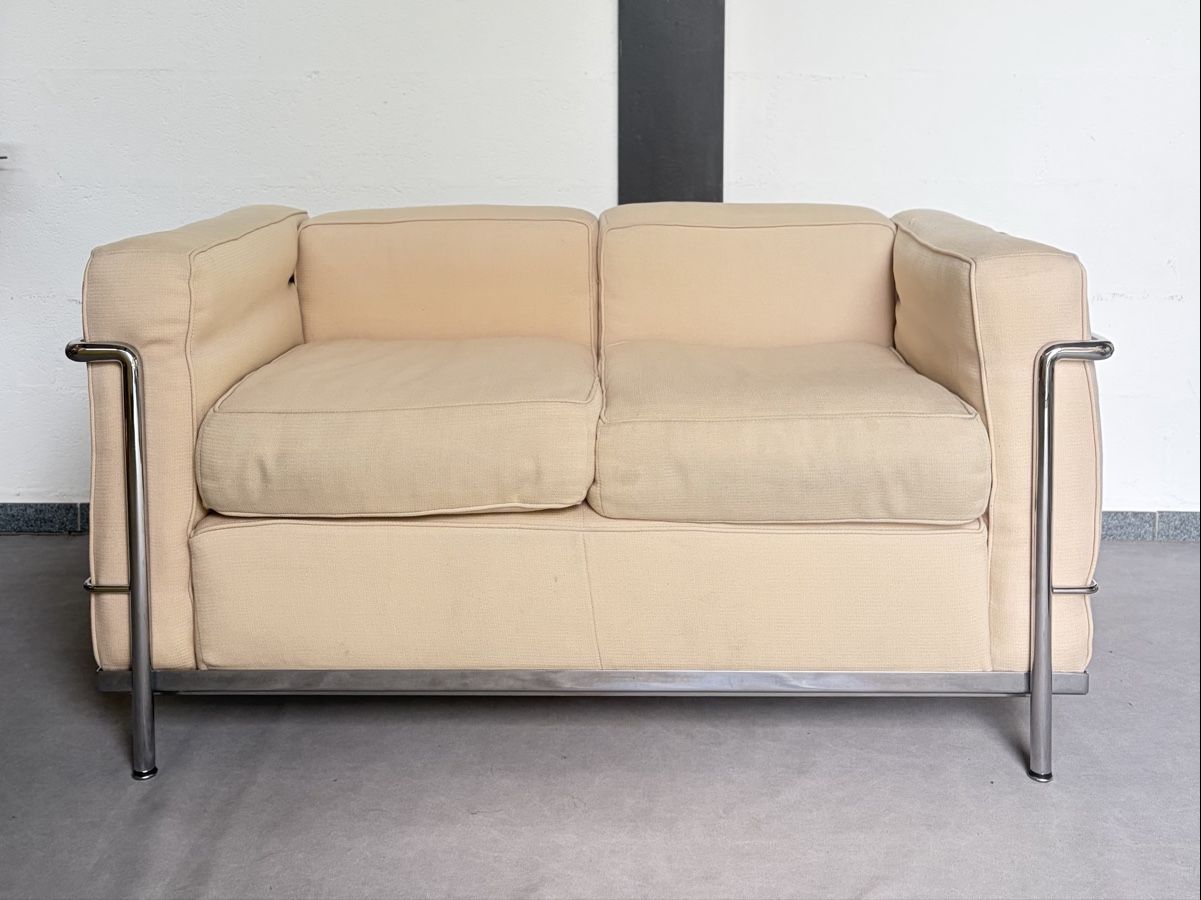 Cassina Divani: Canapé LC2 Cassina Le Corbusier – Usato da La Croix (Lutry) venduto da Oablanc 1