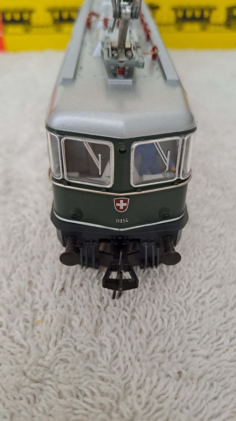 Fleischmann Modellini di ferrovie: Fleischmann SBB Re 4/4 H0 GL/13 – Usato da Winterthur venduto da Riebeli333 3