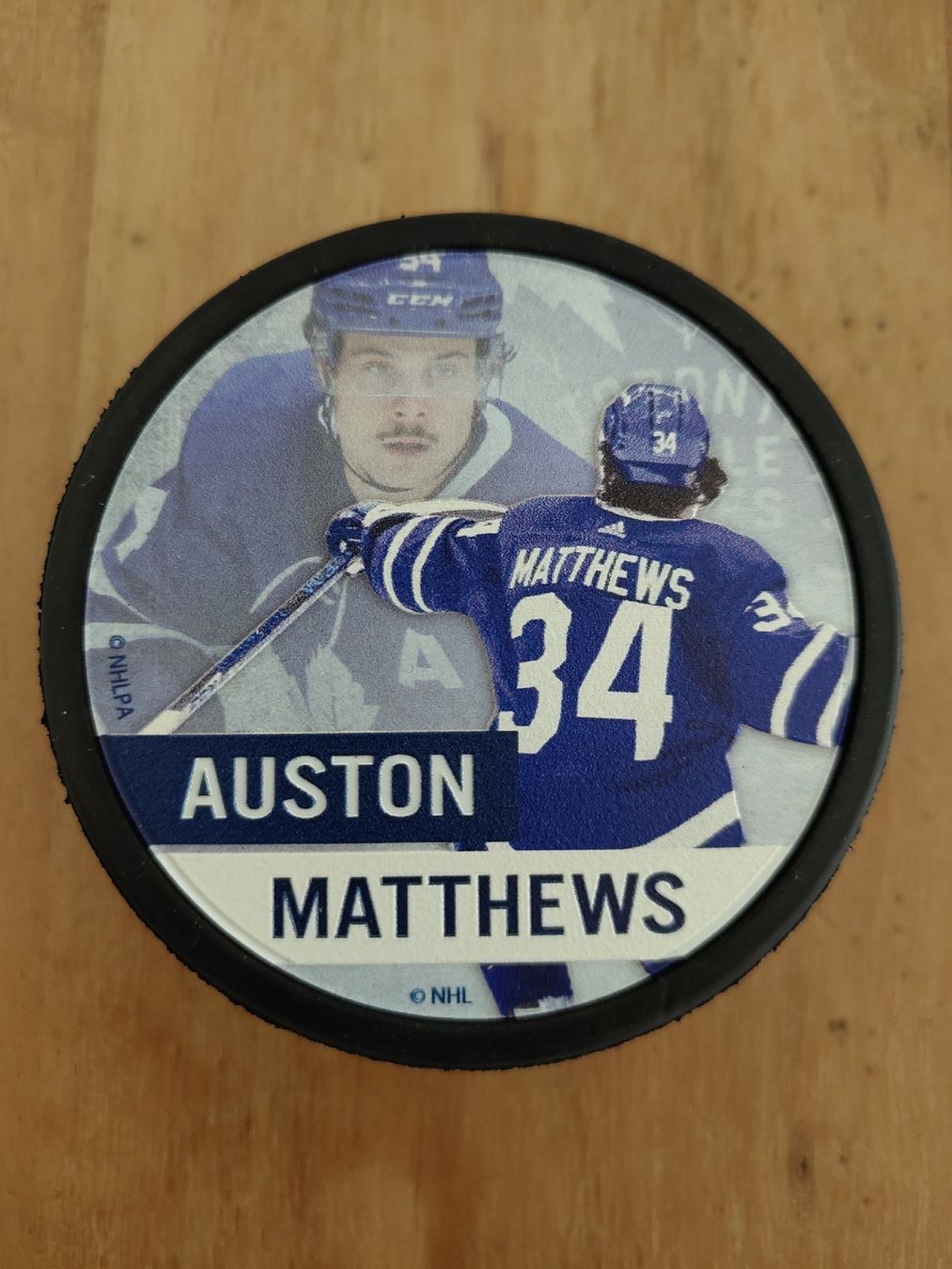 Bälle: Fan Puck Auston Matthews – Neu (gemäss Beschreibung) aus Bern von mwa_xj5p