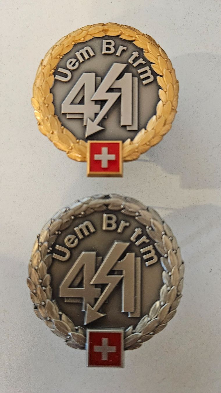 Schweizer Armee Plaketten & Abzeichen: Peret Emblem Schweizer Armee – Neu (gemäss Beschreibung) aus Urdorf von reg_q6nr