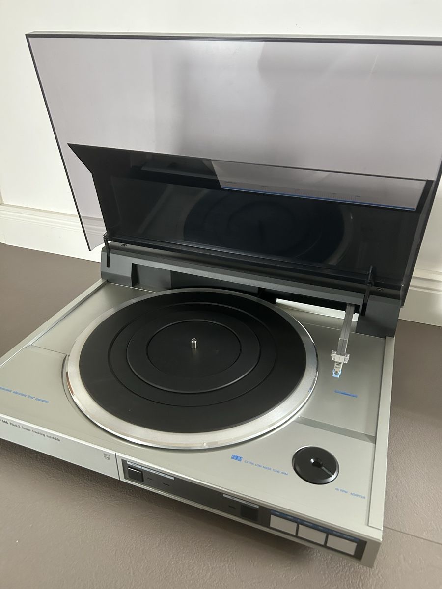 Philips Plattenspieler: Philips FP 146 Mark II Tangential-Plattenspieler – Gebraucht aus Uetendorf von REhome