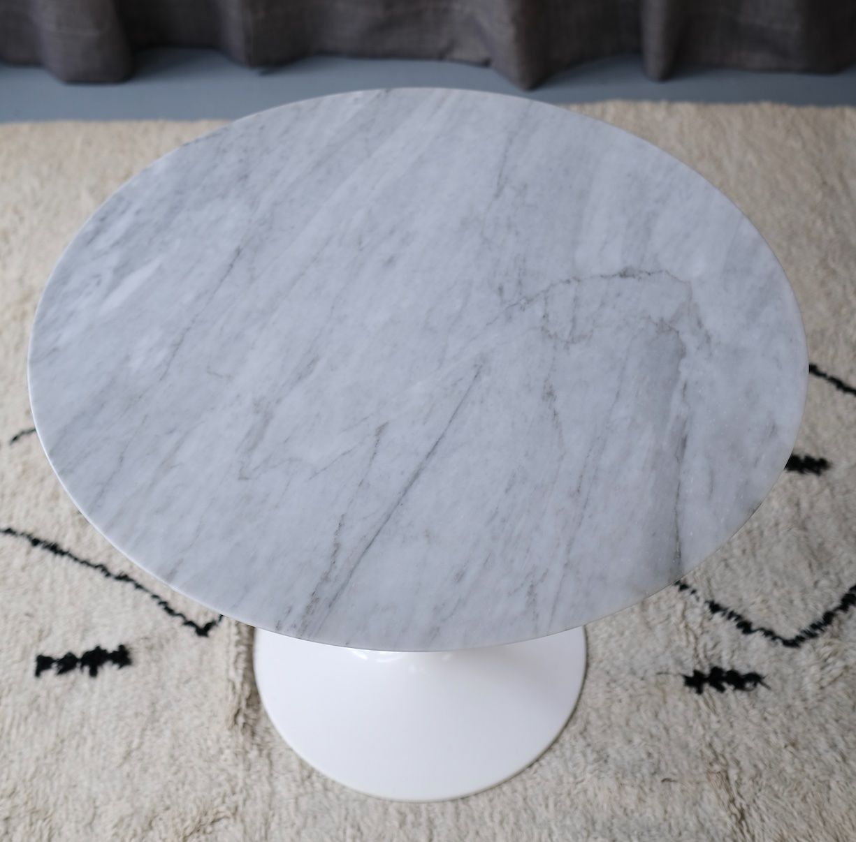 Tische: Tulpentisch Carrara Marmor / Eero Saarinen style – Gebraucht aus Bern von Zmodern_CON 7