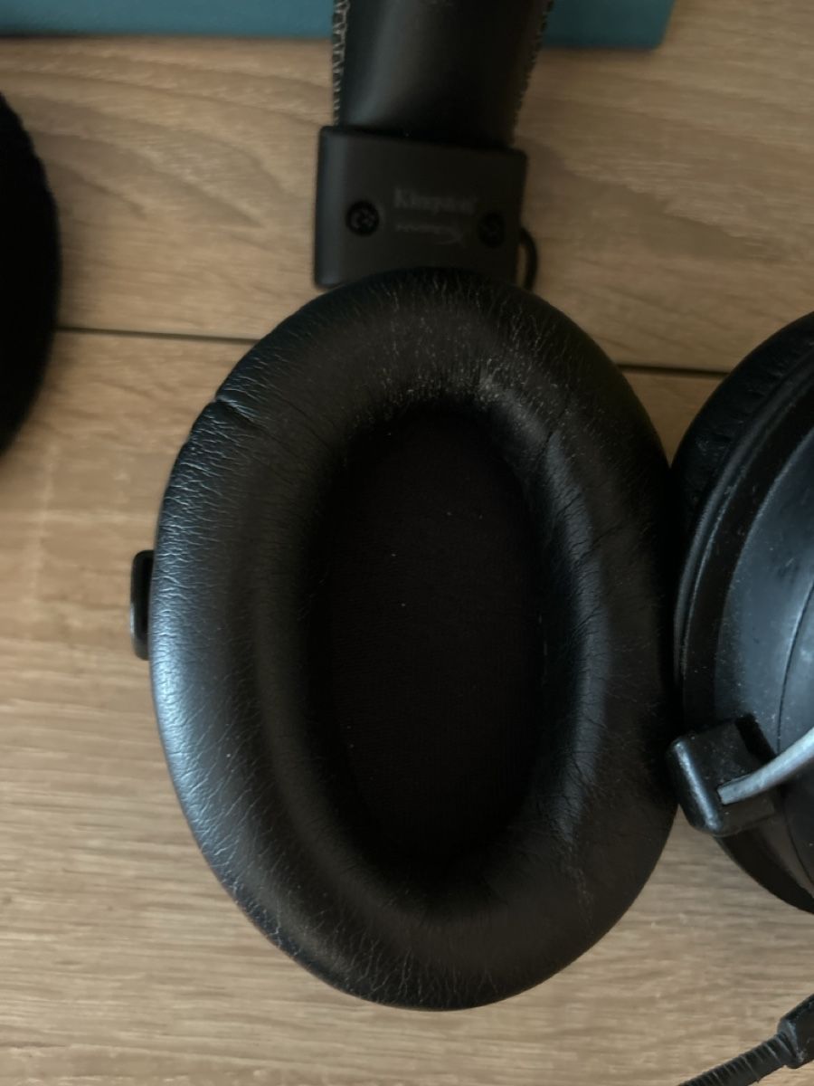 Hyperx Casques audio: HyperX Cloud II Headphones with Inline Volume Control Black – D'occasion à Zürich par andreanick 4