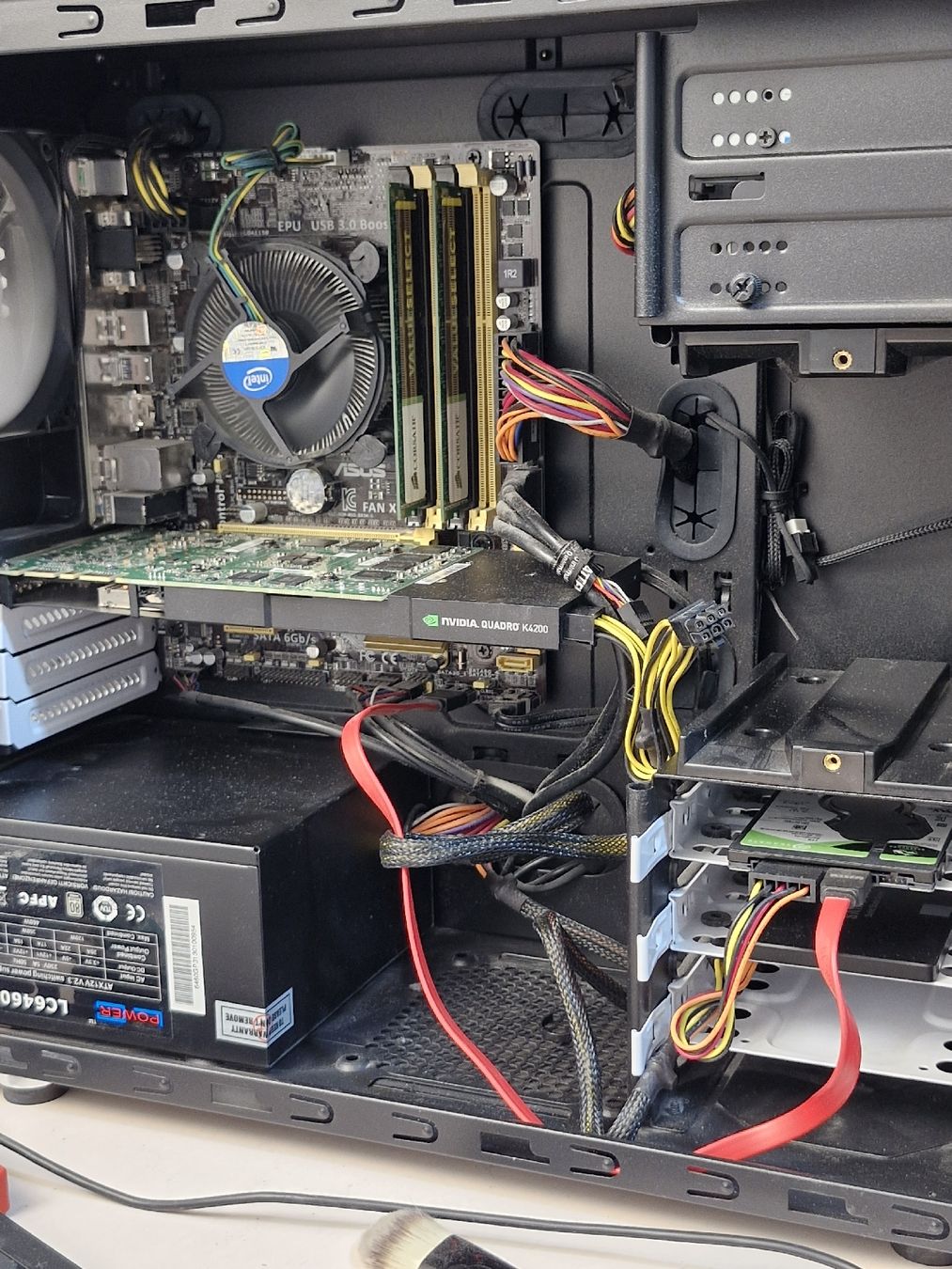 PC: Workstation PC 16GB RAM SSD + 1TB NVIDIA Quadro  Office – Usato da Adliswil venduto da SaveElektro 3