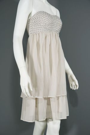 sommerliches Cocktailkleid mit Perlenbustier