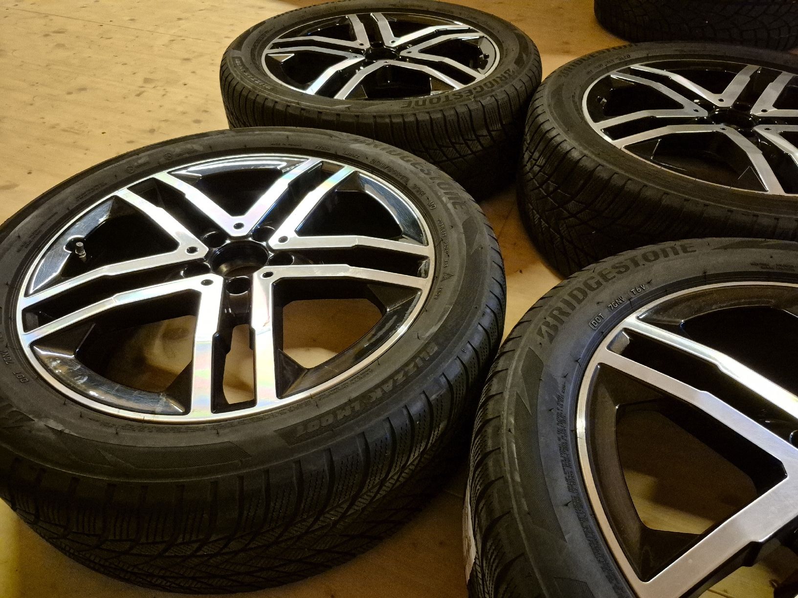 Pneumatici & Ruote complete: Winterräder Mercedes GLB 19" – Usato da Oberuzwil venduto da Auto-Hilber 3