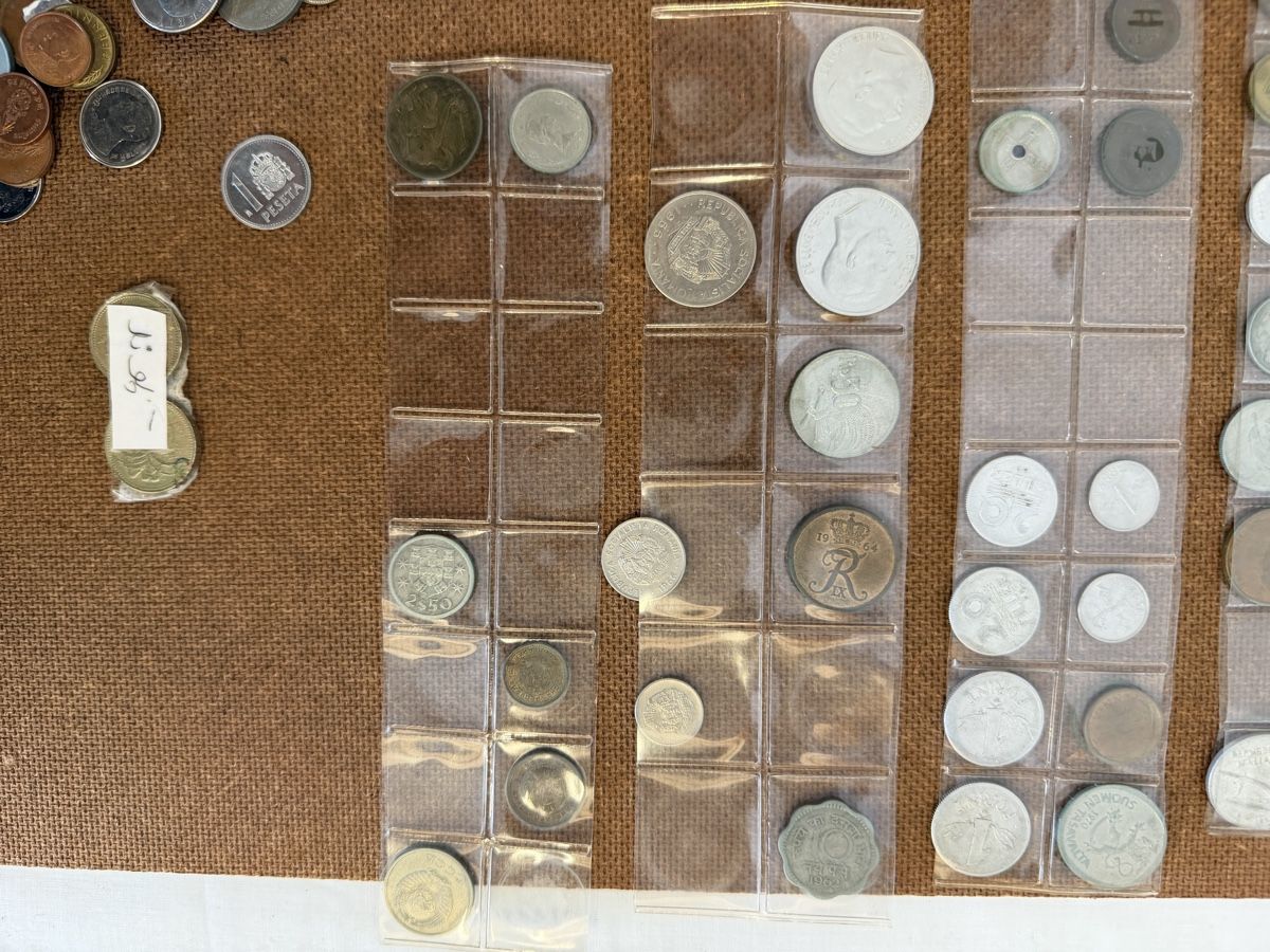 Tutti le monete: Collection de pieces de monnaie diverses  – Usato da montreux venduto da Always-Good 6