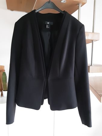 Schnäppli!  Lässier Kurz-Blazer  Gr.36  wie neu!