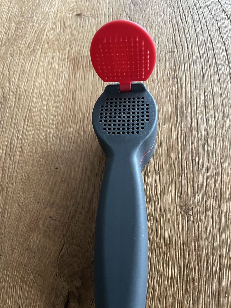 Elettrodomestici da cucina: Knoblauchpresse – Usato da Schwerzenbach venduto da Muffi01 3