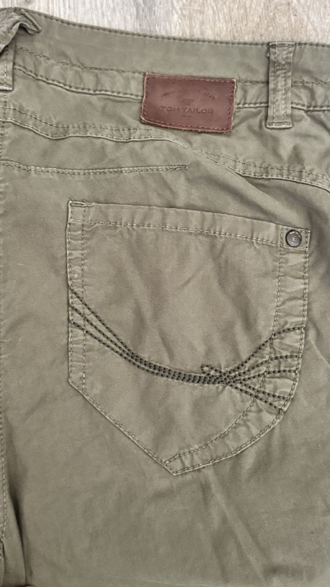 Tom Tailor Pantaloni: TOM TAILOR Hose Khaki Grösse 38  – Usato da Mörigen venduto da TimelessFinds 3