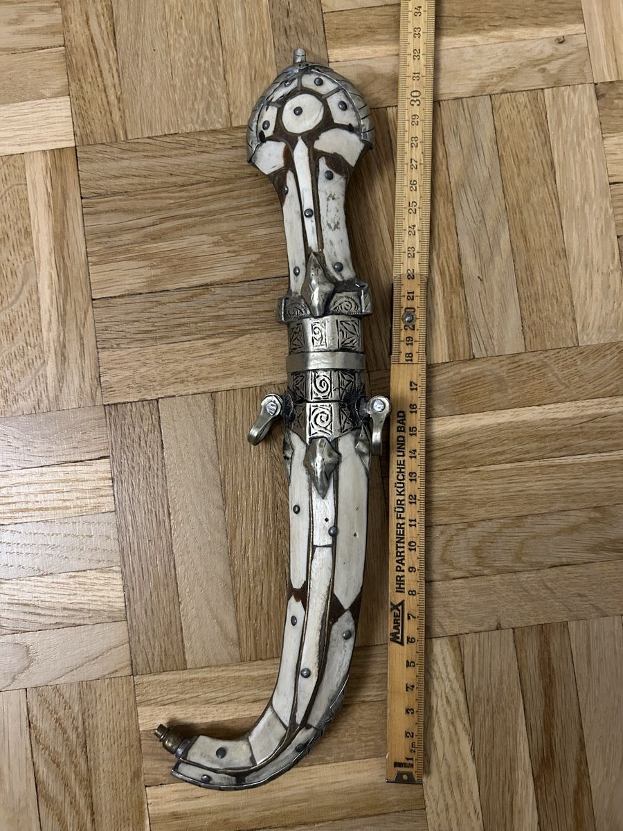Posate: Marokkanischer Krummdolch mit Kamelknochen – Usato da Birsfelden venduto da Exclusivity 1