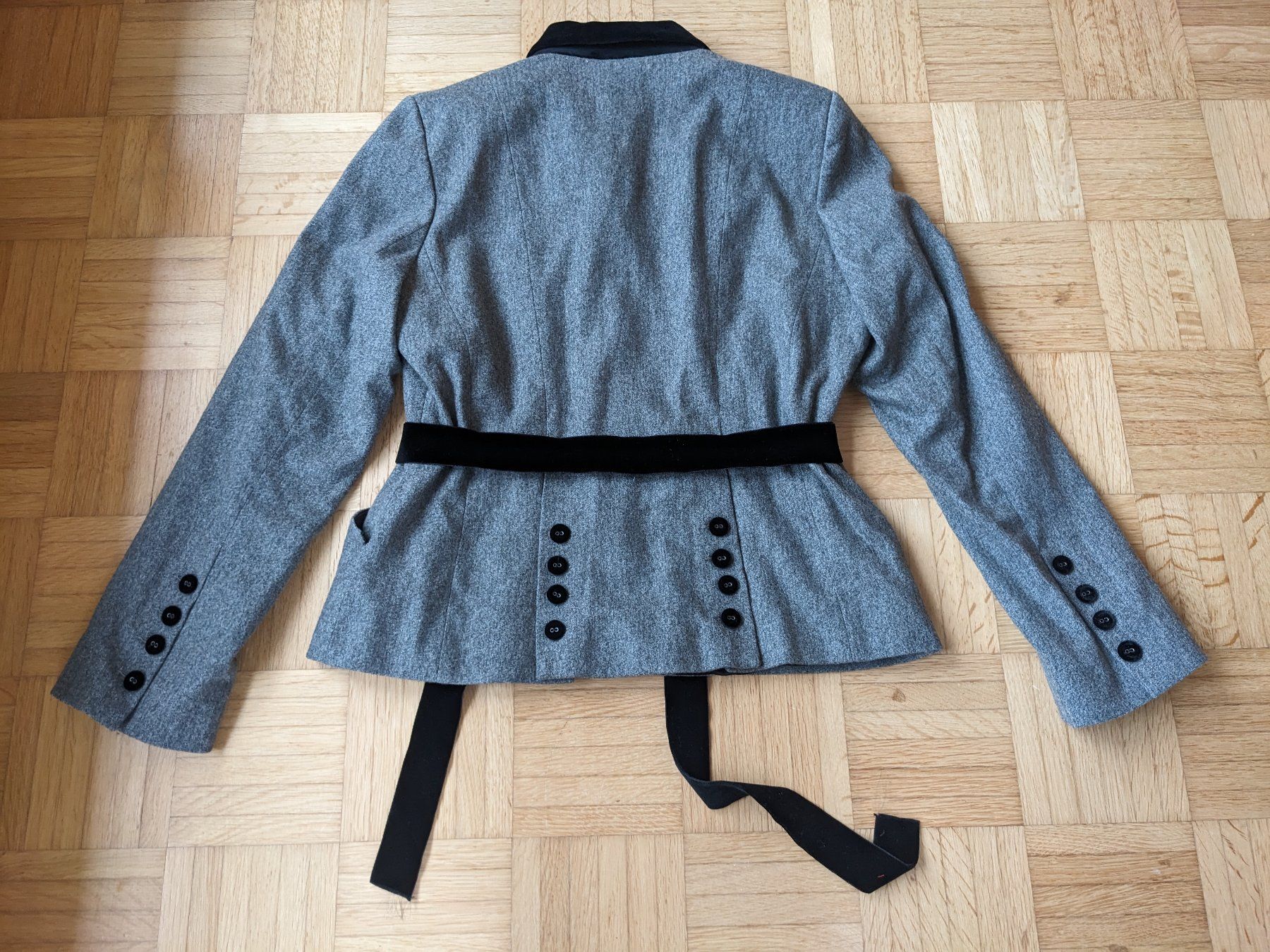 Caroll Jacken: Caroll Jacke L – Gebraucht aus Lengnau AG von Nathi88 1