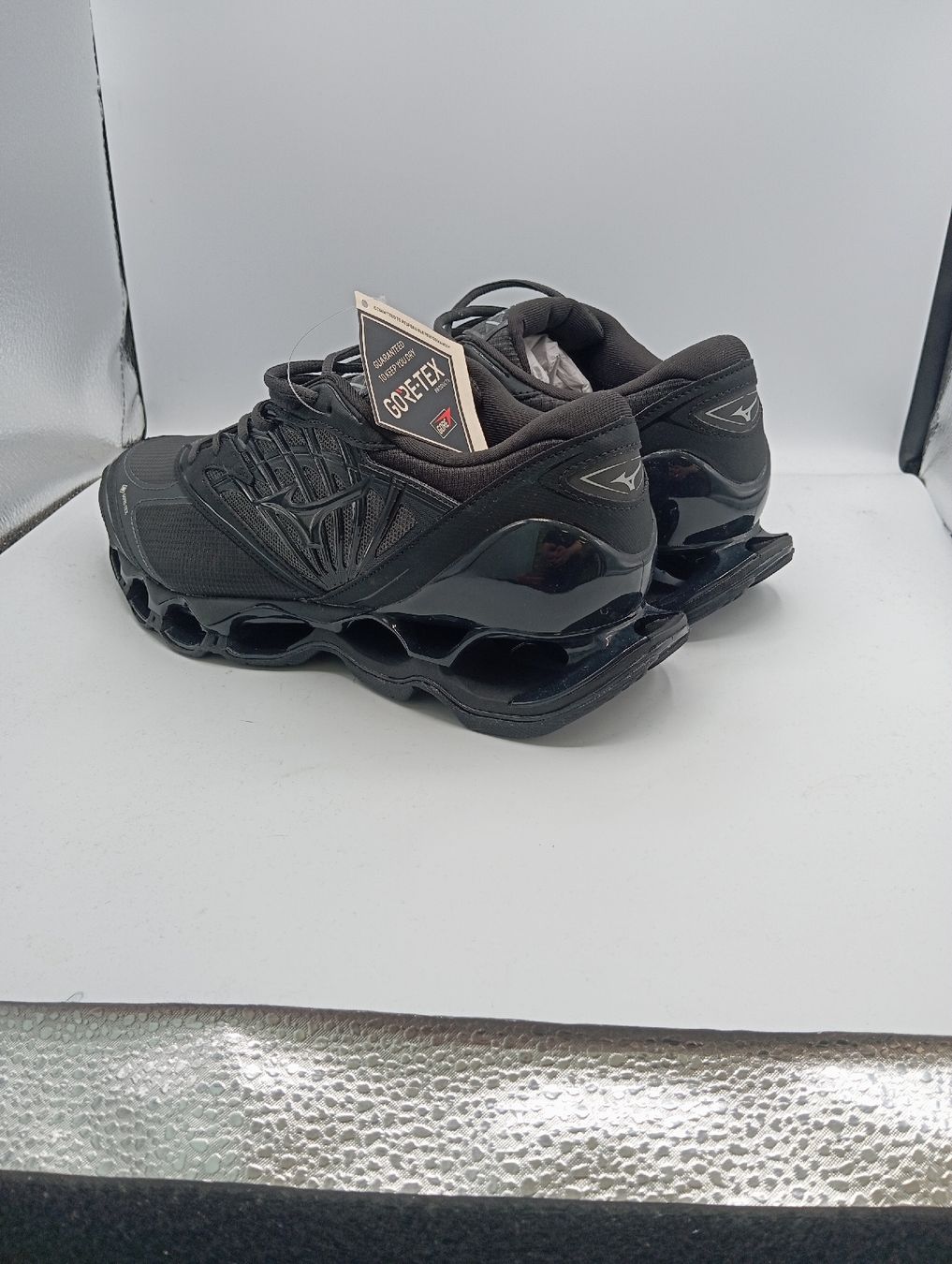 Mizuno Scarpe da uomo: Mizuno Wave Prophecy LS Gore-Tex (EU43) – Nuovo e nell'imballaggio originale da Schaffhausen venduto da outlez 5