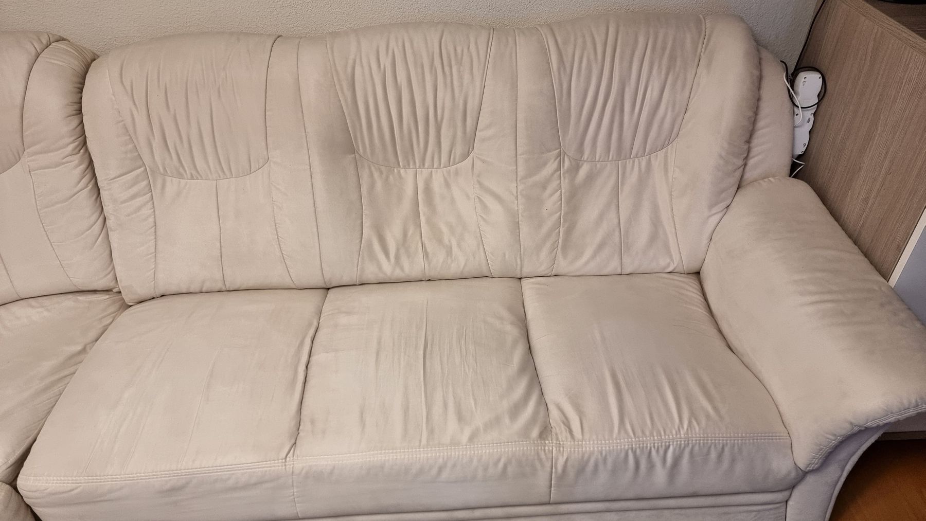 Sofas: Ecksofa mit schlaffunktion – D'occasion à Lengnau AG par Rockethawk 2