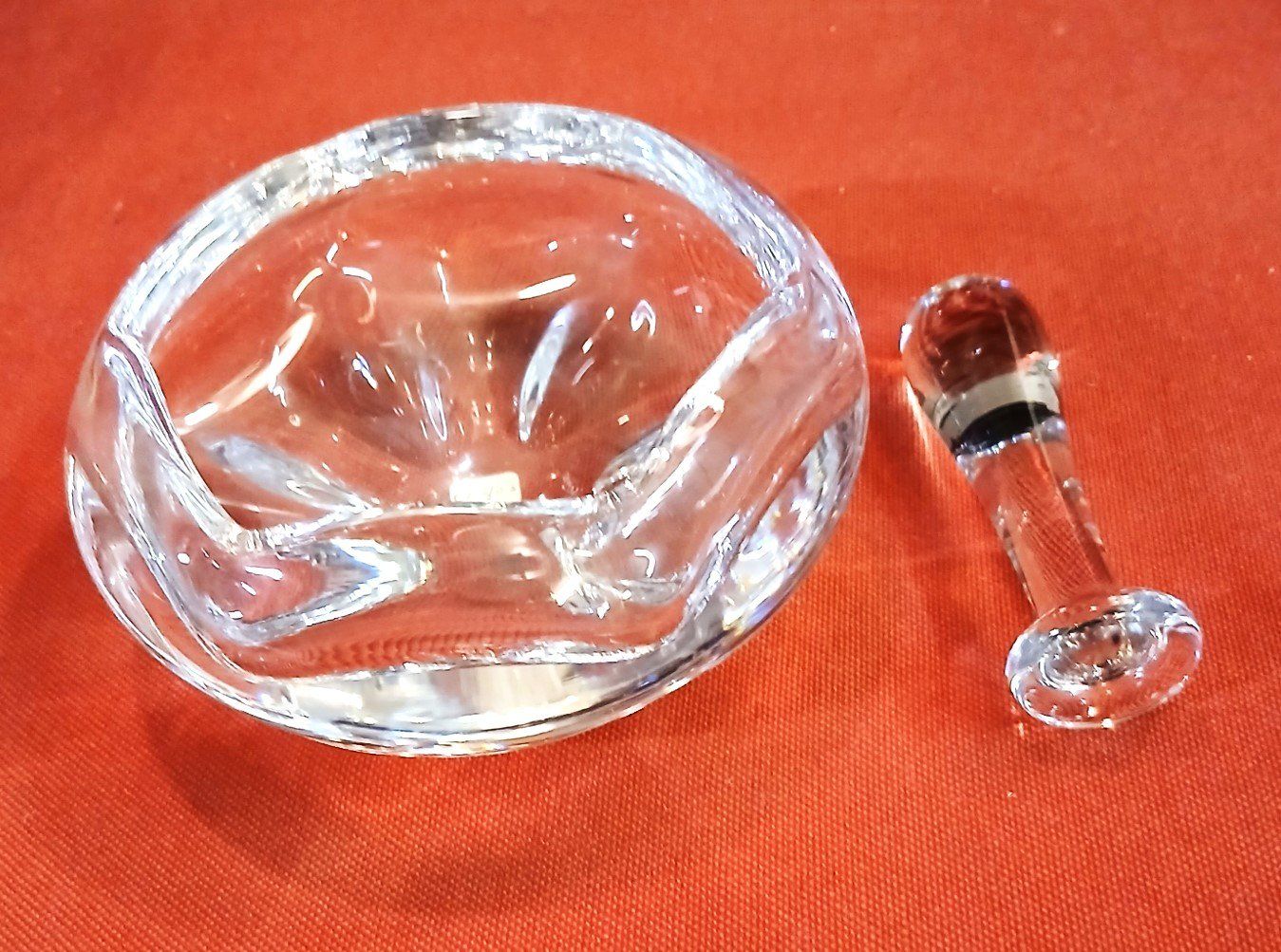 Portacenere: BACCARAT et ORREFORS, bourre-pipe et cendrier – Usato da LE MONT-SUR-LAUSANNE venduto da CHOCO04