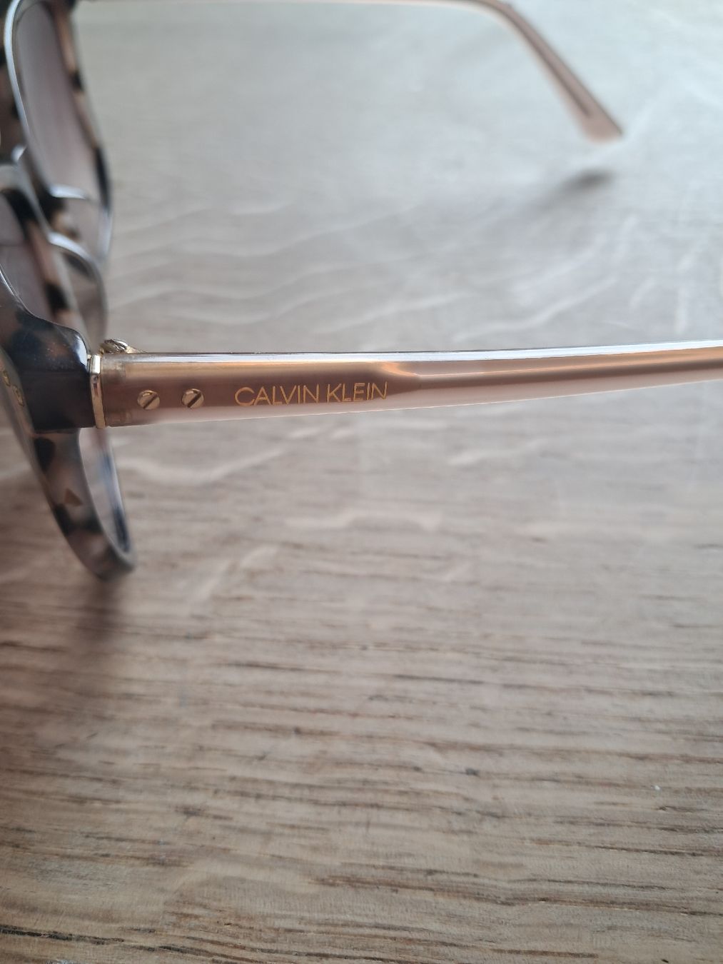 Calvin Klein Occhiali & Lenti: Calvin Klein Sonnenbrille – Usato da Huttwil venduto da T.Lanz23 1