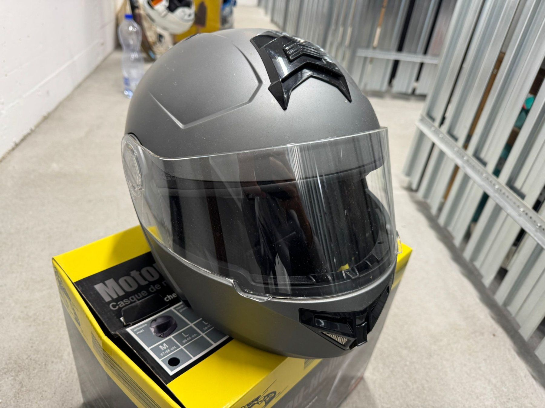 Caschi & visiere: Motorradhelm Integralhelm mattgrau – Usato da Zürich venduto da cle_g9zp 2