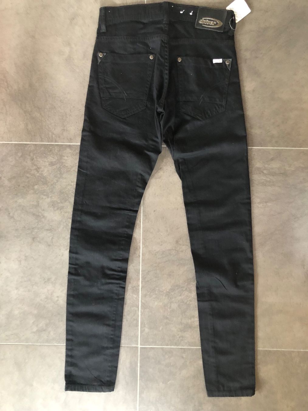 Jeans: Driver Jeans, schwarz, Grösse 28 – Neuf (Voir description) à Kirchdorf AG par Garten2020. 1