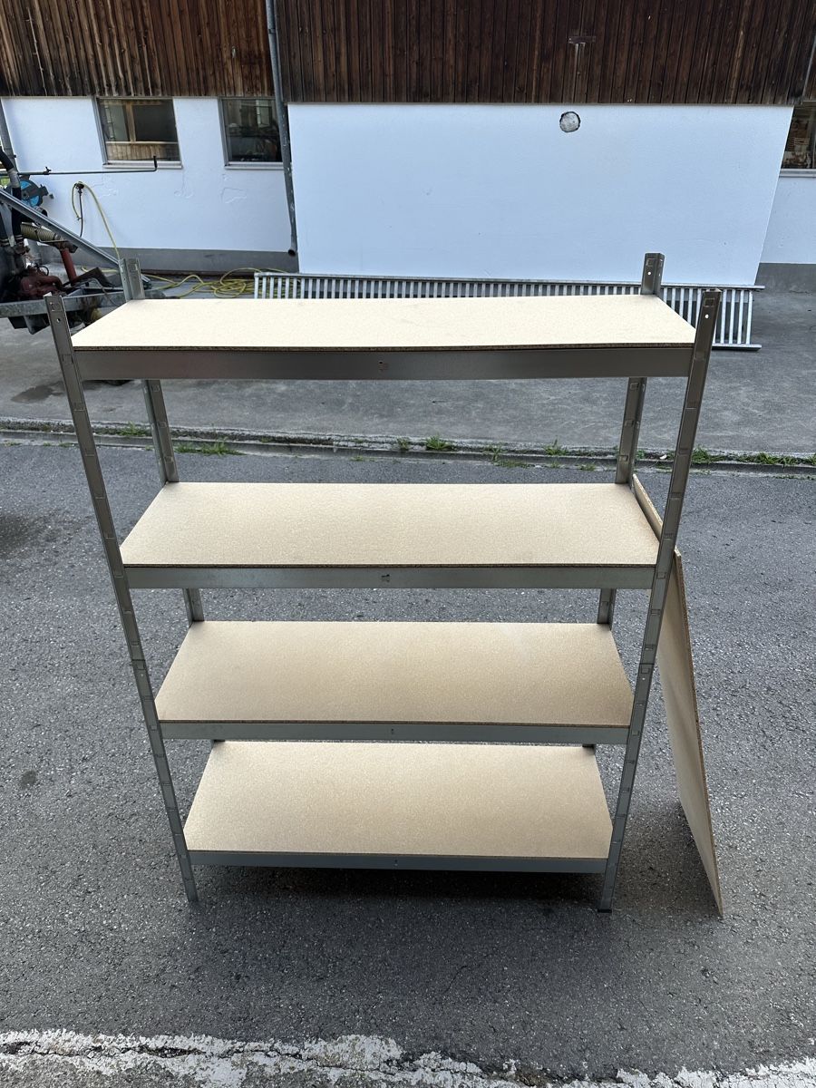 Scaffali: Regal Metall – Usato da Schwende venduto da weesli