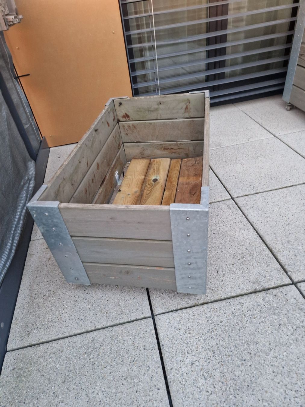 Vasi per fiori: Hochbeet Cubic – Usato da Islikon venduto da Hitch2010 2